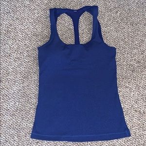 Under armour tank